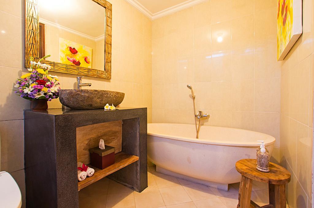 Villa Arushi Seminyak Exterior foto